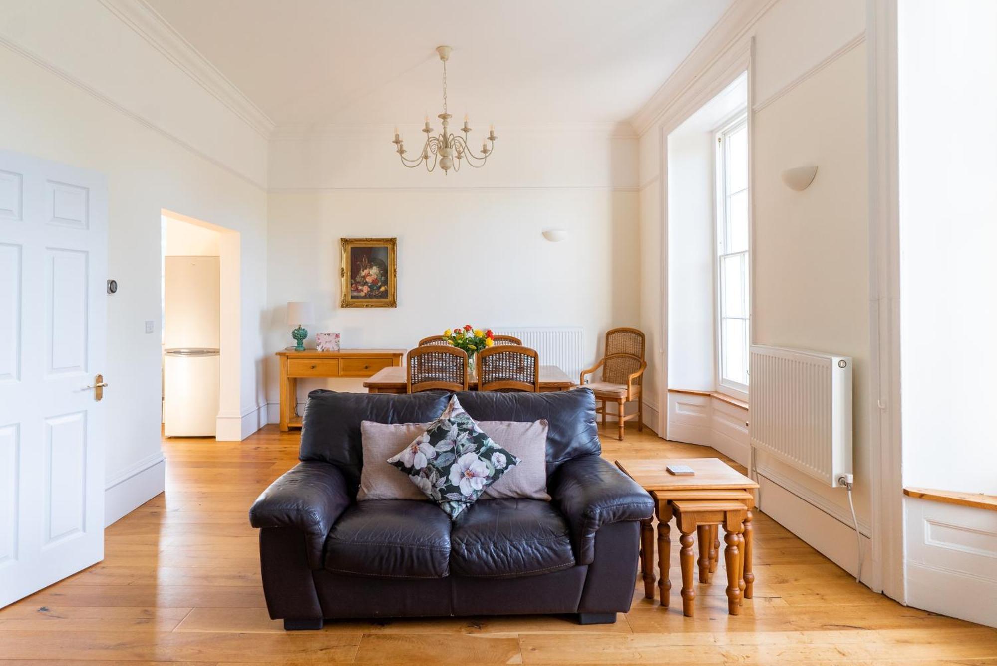 Holyland House - Greenacres Estates Lamphey Экстерьер фото