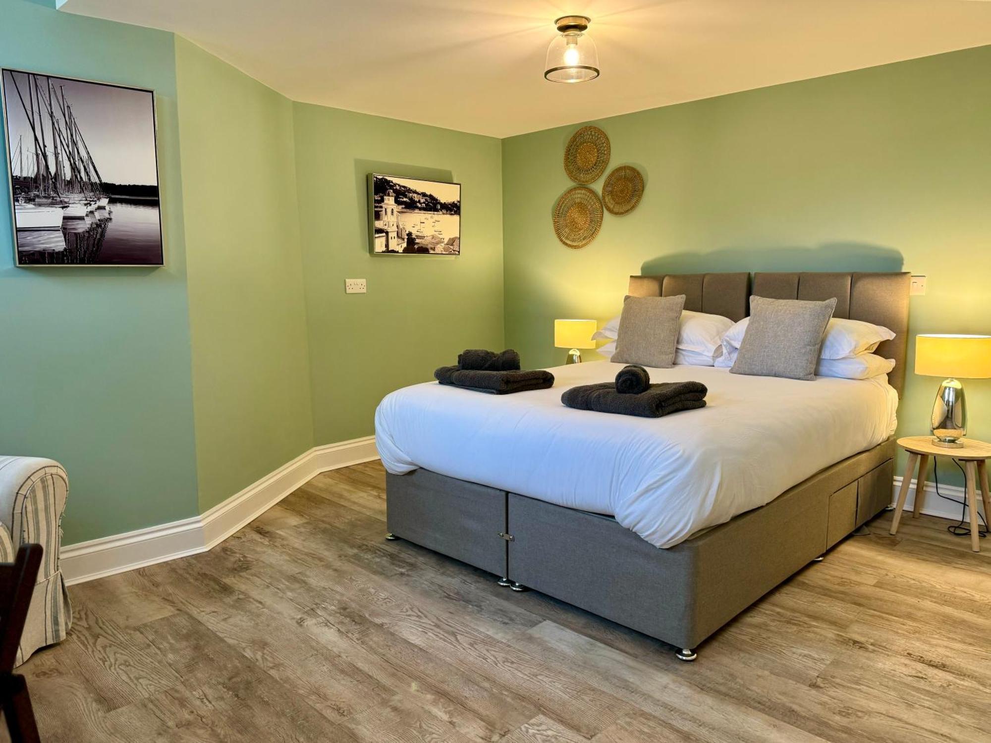 Holyland House - Greenacres Estates Lamphey Экстерьер фото